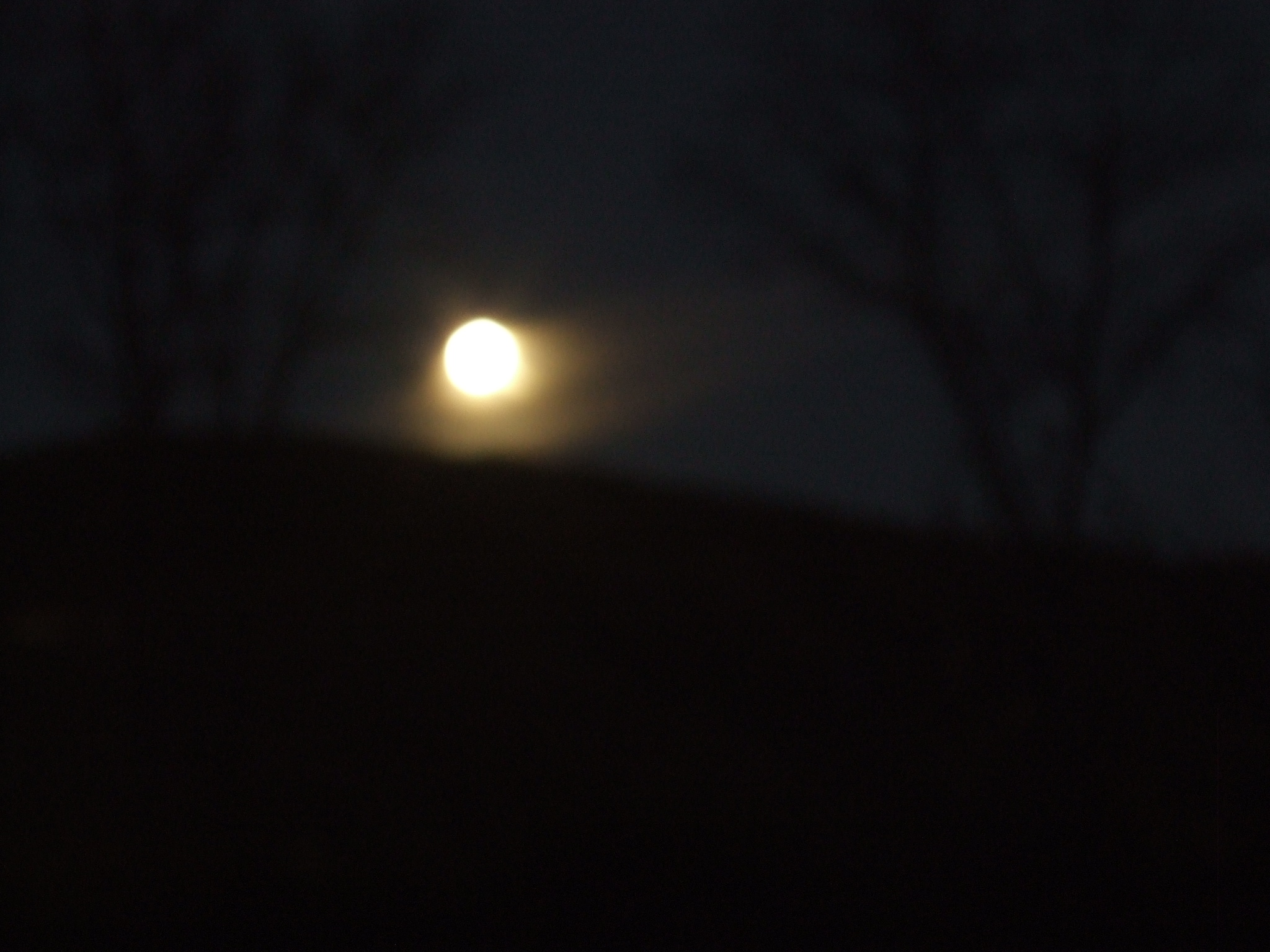 08-01-23-moon (10).JPG